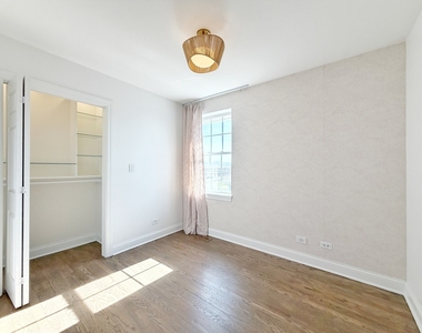2427 W Grenshaw Street - Photo Thumbnail 19