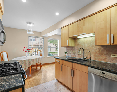 334 Plumwood Court - Photo Thumbnail 7
