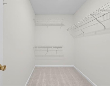 5662 Lawley Drive - Photo Thumbnail 22