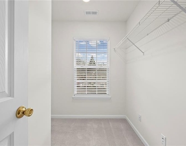 5662 Lawley Drive - Photo Thumbnail 27