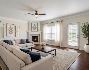 5662 Lawley Drive - Photo Thumbnail 5