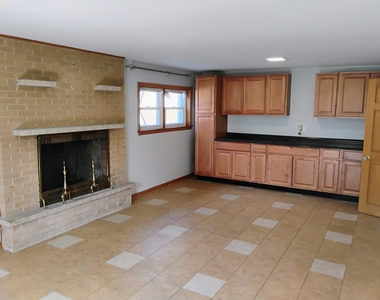 904 S Edward Street - Photo Thumbnail 21