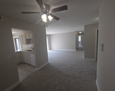 299 Pembridge Lane - Photo Thumbnail 9