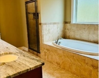 3459 Dockside Shores Drive - Photo Thumbnail 17