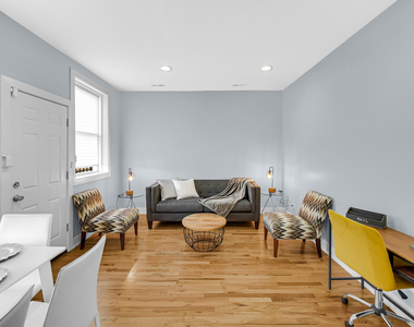 6022 S Eberhart Avenue - Photo Thumbnail 21