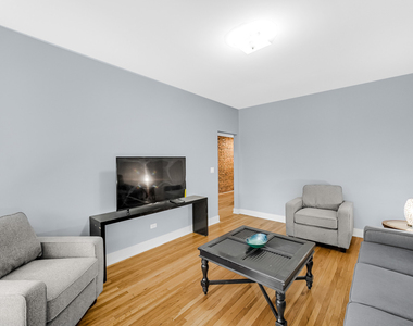 6022 S Eberhart Avenue - Photo Thumbnail 1