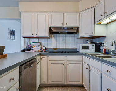 11248 193rd Street - Photo Thumbnail 8