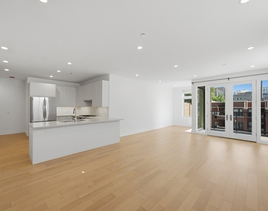 434 W Melrose Street - Photo Thumbnail 1