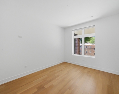 434 W Melrose Street - Photo Thumbnail 14