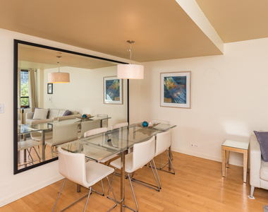 222 E Pearson Street - Photo Thumbnail 5