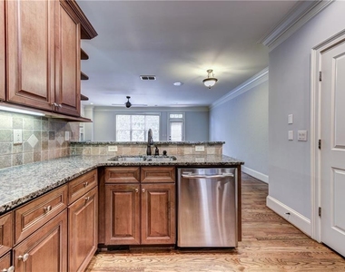 1516 Donaldson Park Drive Ne - Photo Thumbnail 7