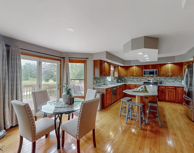 2361 Legacy Drive - Photo Thumbnail 6