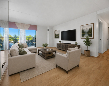 6340 Americana Drive - Photo Thumbnail 12