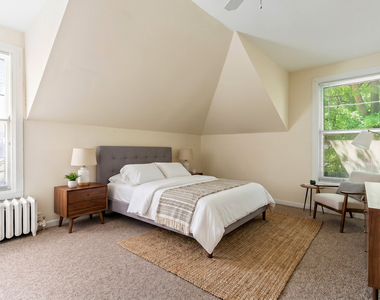 1235.5 Ridge Avenue - Photo Thumbnail 15