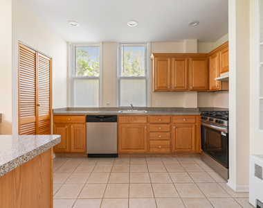 1235.5 Ridge Avenue - Photo Thumbnail 8