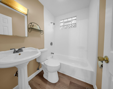 870 Taylor Avenue - Photo Thumbnail 6