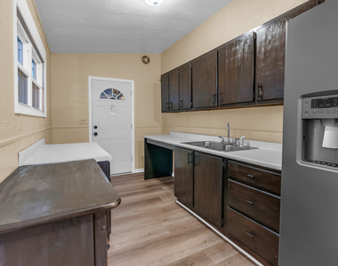 870 Taylor Avenue - Photo Thumbnail 7