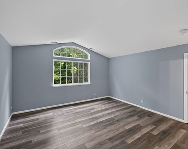 268 Southwicke Drive - Photo Thumbnail 5
