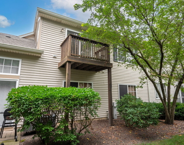 268 Southwicke Drive - Photo Thumbnail 10