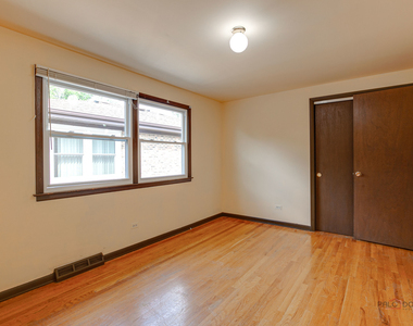 334 Euclid Avenue - Photo Thumbnail 21