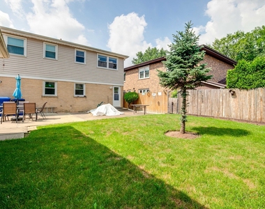 334 Euclid Avenue - Photo Thumbnail 35