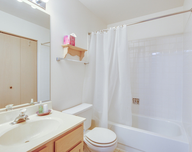 1216 Arapaho Court - Photo Thumbnail 16