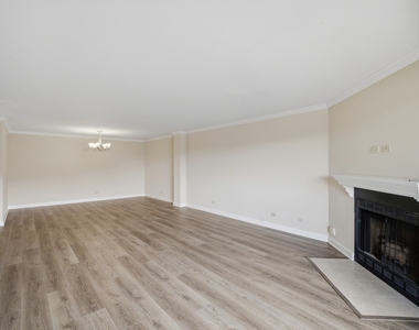 1655 Lake Cook Road - Photo Thumbnail 7