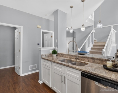 1286 W Black Wolf Road - Photo Thumbnail 6