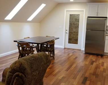 1045 Marquette Street - Photo Thumbnail 3