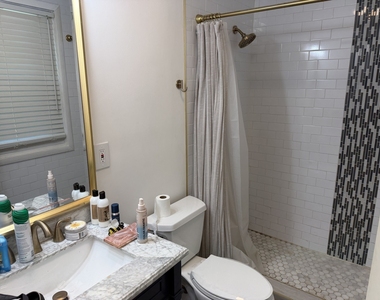 1927 Farmington Court - Photo Thumbnail 16