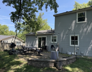 1927 Farmington Court - Photo Thumbnail 24