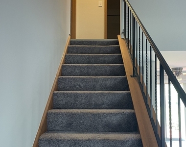 1793 Goddard Lane - Photo Thumbnail 8