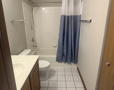 2845 Falling Waters Drive - Photo Thumbnail 7
