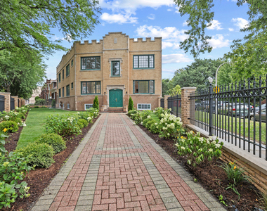 3107 N Harding Avenue - Photo Thumbnail 1