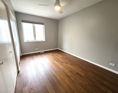 1111 S Waukegan Road S - Photo Thumbnail 12