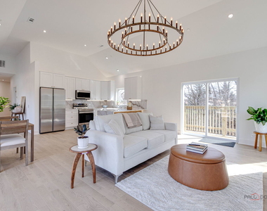 19 Marina Drive - Photo Thumbnail 16