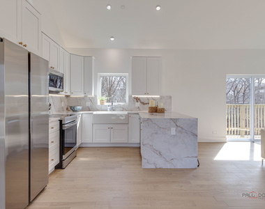 19 Marina Drive - Photo Thumbnail 8
