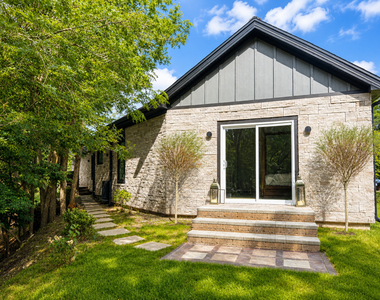 19 Marina Drive - Photo Thumbnail 3