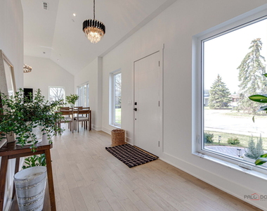 19 Marina Drive - Photo Thumbnail 6