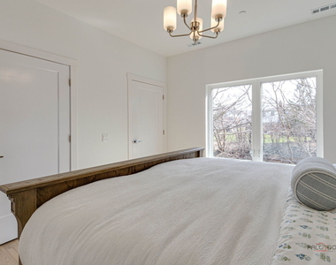 19 Marina Drive - Photo Thumbnail 20