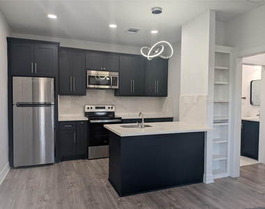 4711 Rusk Street - Photo Thumbnail 3