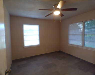 601 Fresa Road - Photo Thumbnail 16