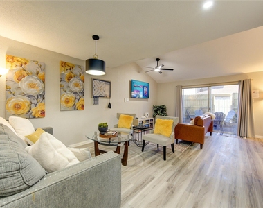 7373 Antoine Drive - Photo Thumbnail 1