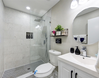 7373 Antoine Drive - Photo Thumbnail 10