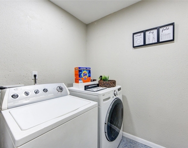 7373 Antoine Drive - Photo Thumbnail 25