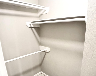 17743 Seven Pines Drive - Photo Thumbnail 7