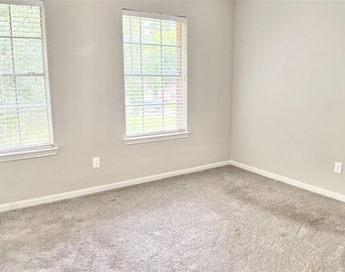 17743 Seven Pines Drive - Photo Thumbnail 8