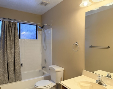 16042 Pinyon Creek Drive - Photo Thumbnail 23