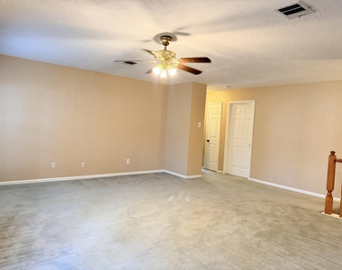 16042 Pinyon Creek Drive - Photo Thumbnail 25