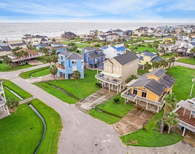 4107 Long Tom Court - Photo Thumbnail 2